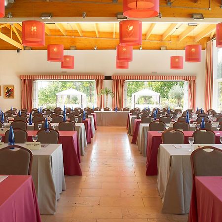 Hotel Isla De La Garena Alcalá de Henares Business foto