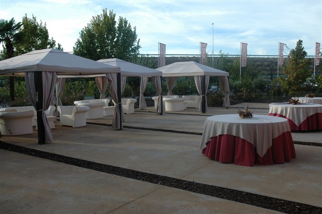 Hotel Isla De La Garena Alcalá de Henares Exterior foto
